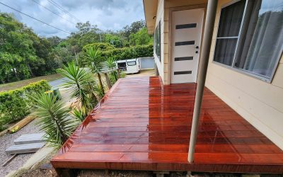 EXTERNAL TIMBER DECK & STAIRS